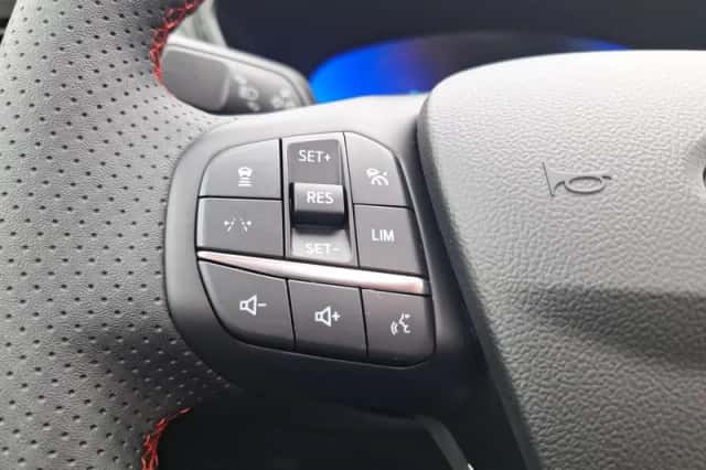 Ford Kuga (2026) thumbnail 21