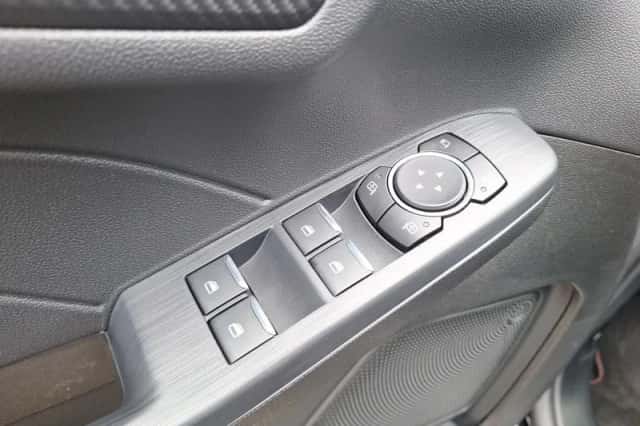Ford Kuga (2026) thumbnail 31
