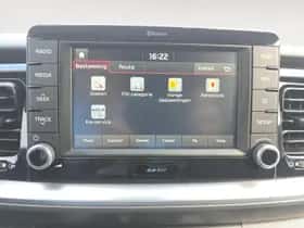 Kia Stonic (2018) thumbnail 22