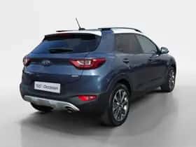 Kia Stonic (2018) thumbnail 5