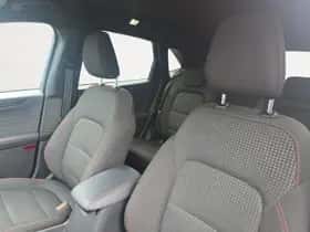 Ford Kuga (2023) thumbnail 11