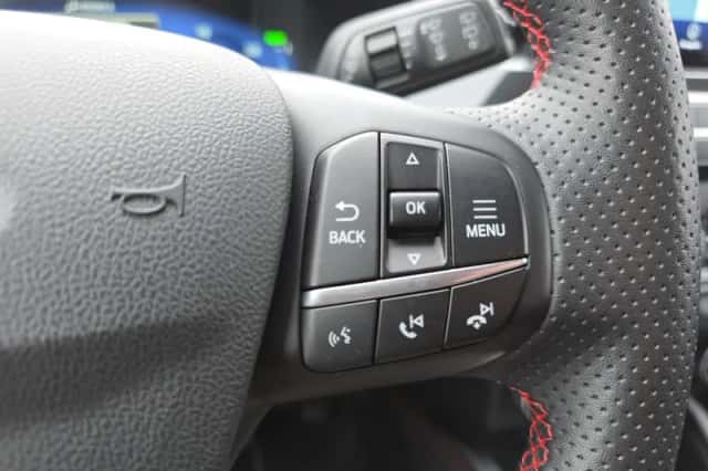 Ford Kuga (2023) thumbnail 21