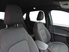 Ford Kuga (2023) thumbnail 25