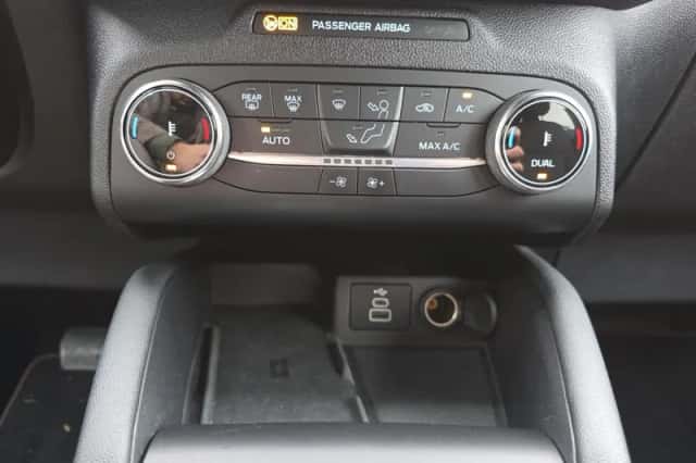 Ford Kuga (2023) thumbnail 26
