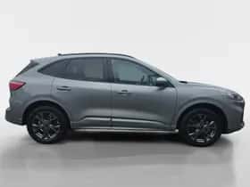 Ford Kuga (2023) thumbnail 4