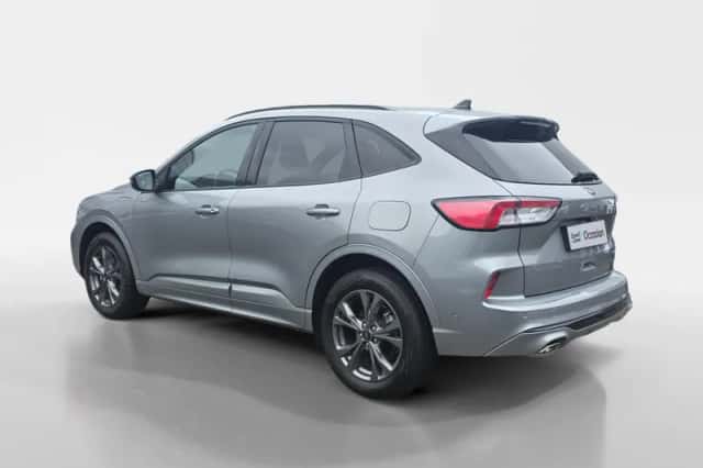 Ford Kuga (2023) thumbnail 7