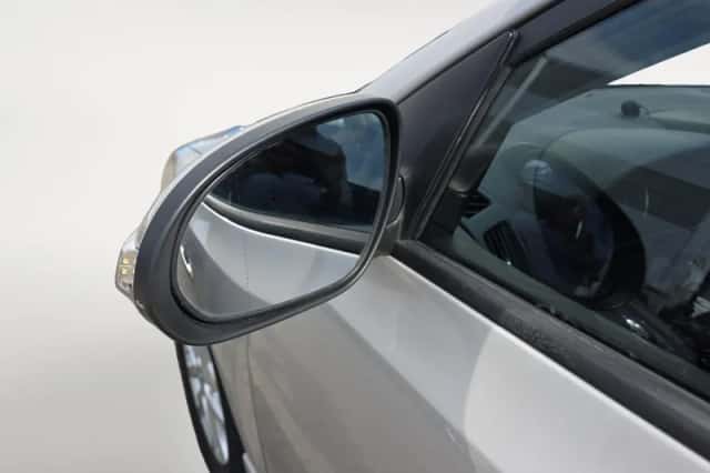 Hyundai i30 (2011) thumbnail 18