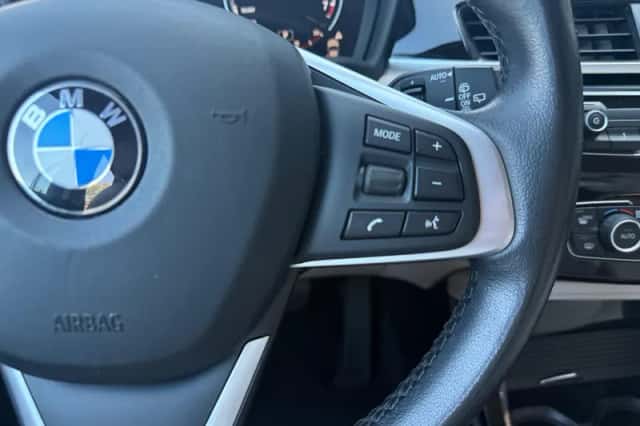 BMW X1 (2018) thumbnail 17
