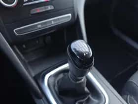 Renault Mégane (2017) thumbnail 23
