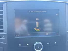 Renault Mégane (2017) thumbnail 25