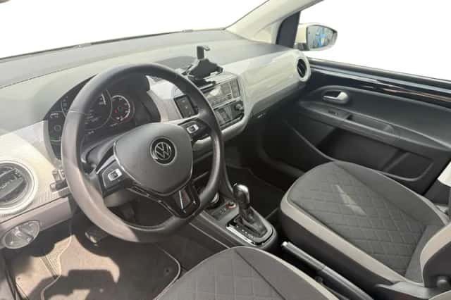 Volkswagen E-up! (2020) thumbnail 10