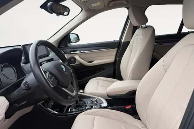 BMW X1 (2020) thumbnail 11