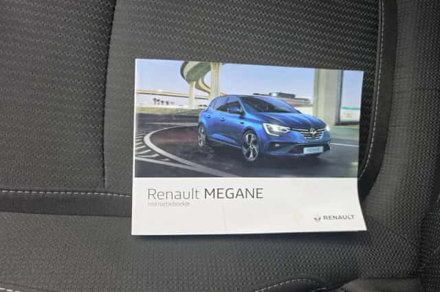 Renault Mégane (2022) thumbnail 27