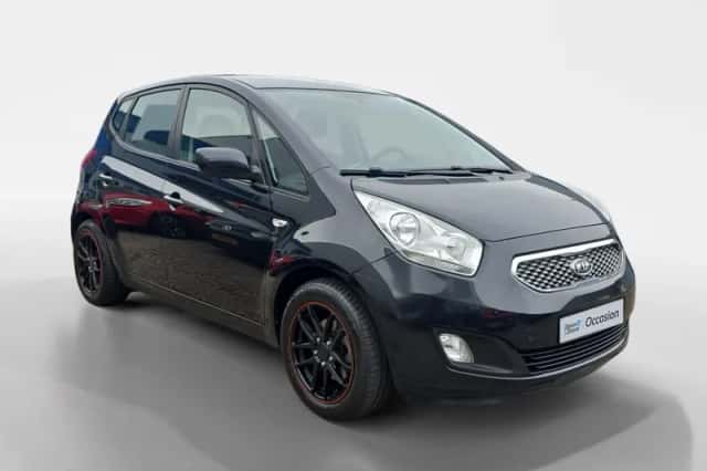 Kia Venga (2011) thumbnail 3