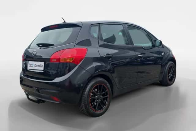 Kia Venga (2011) thumbnail 5