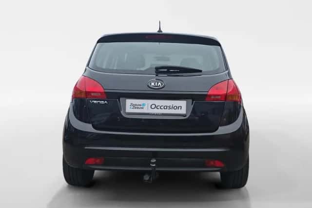 Kia Venga (2011) thumbnail 6