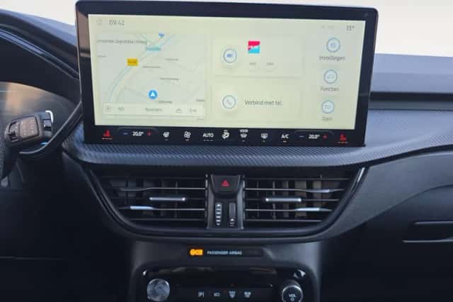 Ford Kuga (2025) thumbnail 21