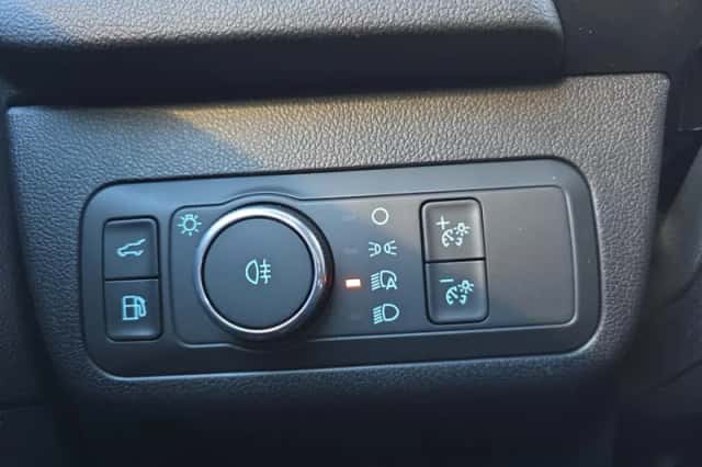 Ford Kuga (2025) thumbnail 24