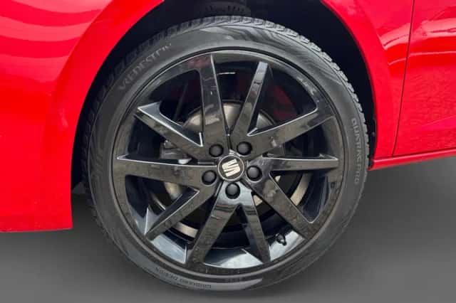 SEAT Ibiza (2017) thumbnail 2