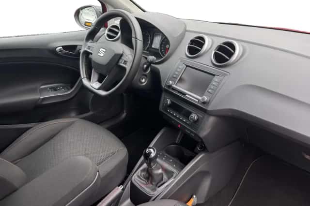 SEAT Ibiza (2017) thumbnail 11