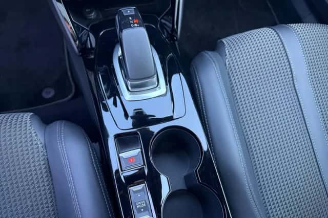 Peugeot e-2008 (2021) thumbnail 22