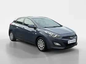 Hyundai i30 (2012) thumbnail 3