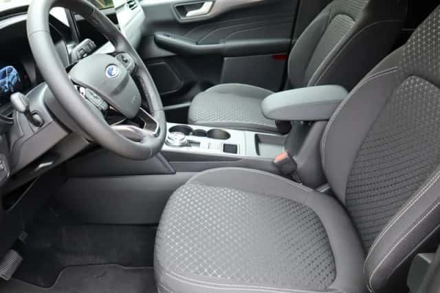 Ford Kuga (2026) thumbnail 14