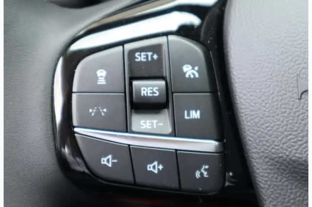 Ford Kuga (2026) thumbnail 16