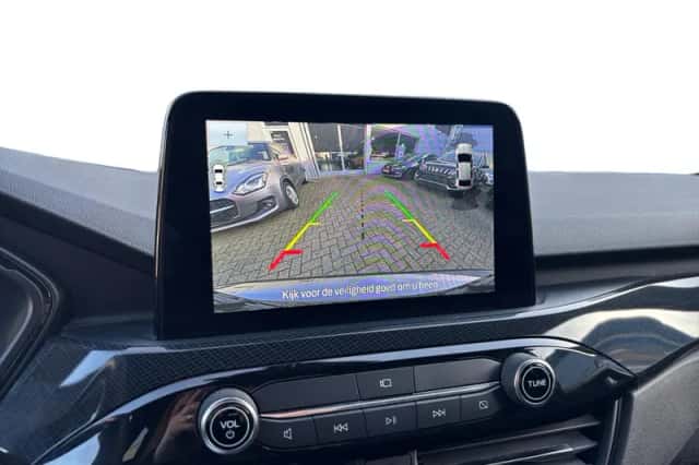 Ford Kuga (2022) thumbnail 22