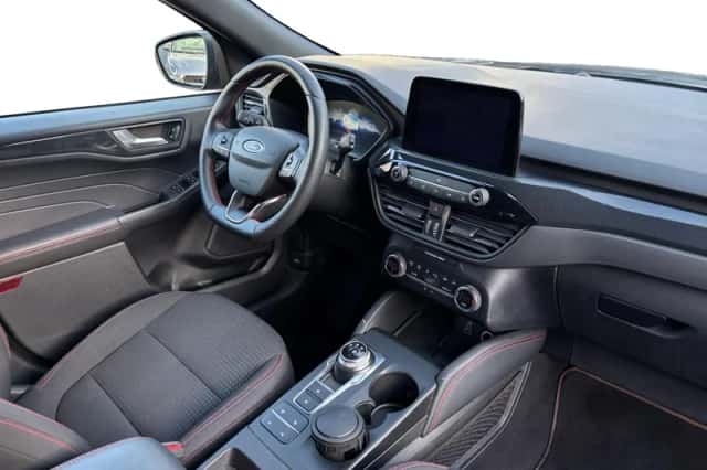 Ford Kuga (2022) thumbnail 25