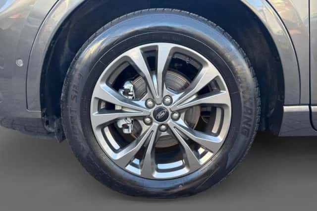 Ford Kuga (2022) thumbnail 8