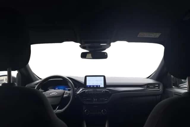 Ford Kuga (2023) thumbnail 14