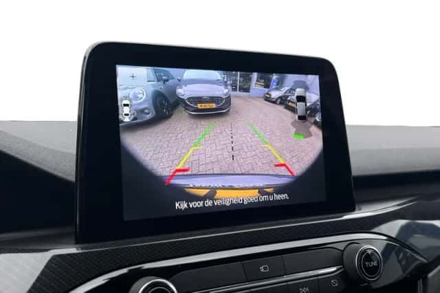 Ford Kuga (2023) thumbnail 16
