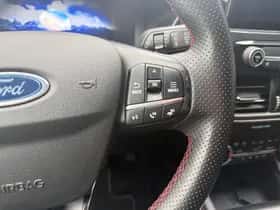 Ford Kuga (2023) thumbnail 18