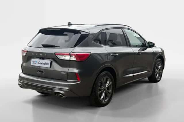 Ford Kuga (2023) thumbnail 5
