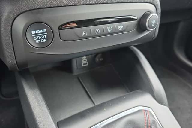 Ford Focus (2023) thumbnail 21