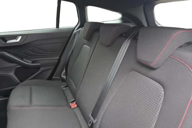 Ford Focus (2023) thumbnail 24