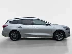 Ford Focus (2023) thumbnail 4