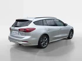 Ford Focus (2023) thumbnail 5