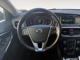 Volvo V40 (2016) thumbnail 12