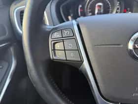 Volvo V40 (2016) thumbnail 13