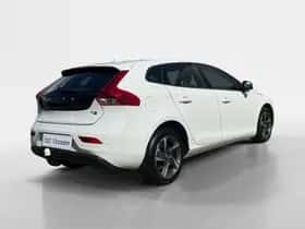 Volvo V40 (2016) thumbnail 5