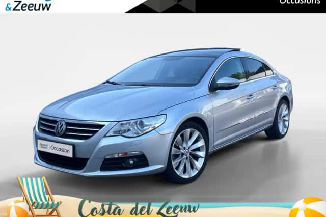 Volkswagen Passat (2010) thumbnail 1
