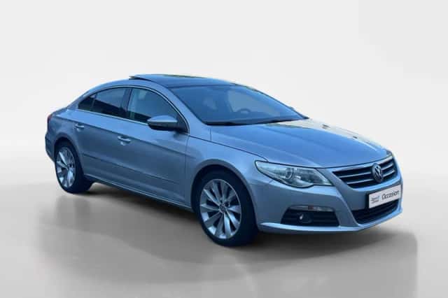 Volkswagen Passat (2010) thumbnail 3