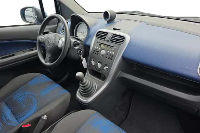 Opel Agila (2011) thumbnail 12