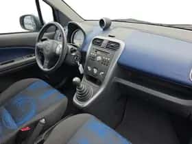 Opel Agila (2011) thumbnail 12