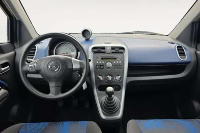 Opel Agila (2011) thumbnail 13