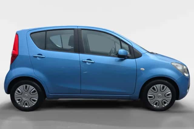 Opel Agila (2011) thumbnail 4