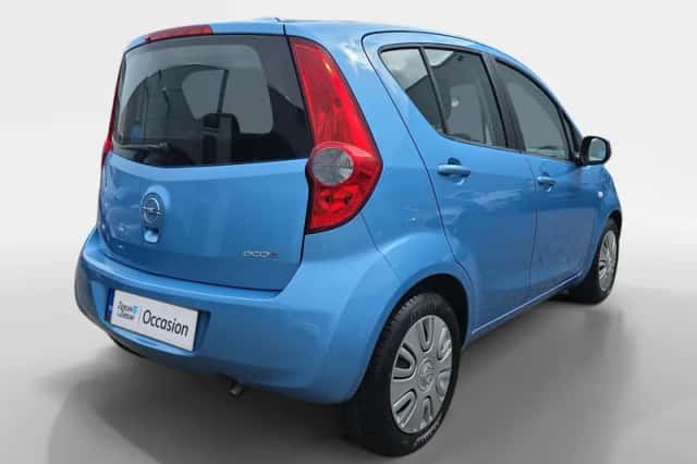 Opel Agila (2011) thumbnail 5