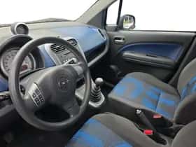 Opel Agila (2011) thumbnail 10